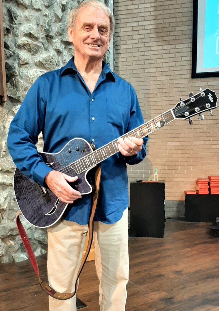 Jeff Davis w Guitar